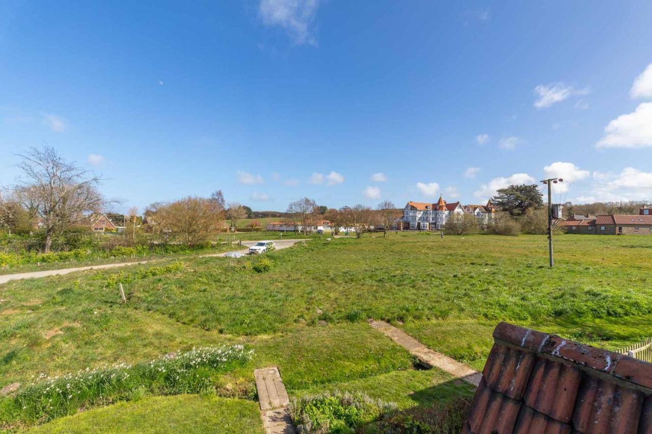 Host & Stay - St Joseph'S Cottage West Runton Eksteriør billede